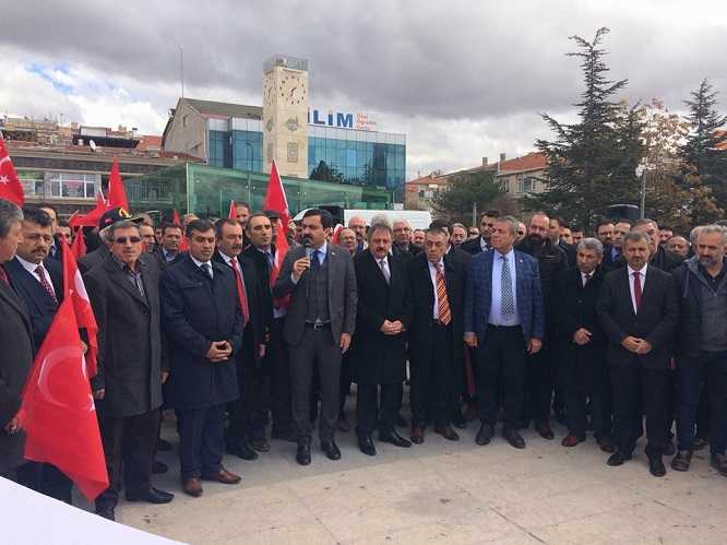 YÖNETİM KURULU ÜYEMİZ KENAN YANIK BELEDİYE’NİN BAYRAK DAĞITIMI VE MÜSİAD TÖRENİNE KATILDI